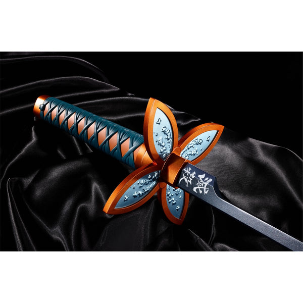 Demon Slayer: Kimetsu no Yaiba Nichirin Sword Shinobu Kocho Proplica 1:1 Scale Prop Replica
