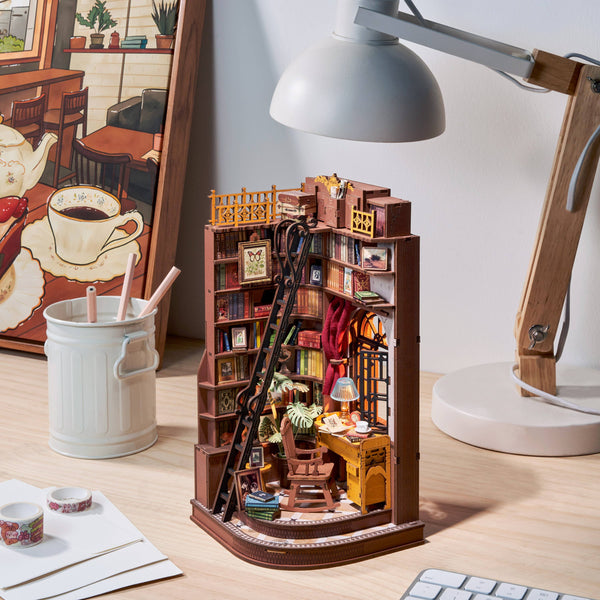 Hands Craft - DIY Book Nook Kit: Silent Corner Study