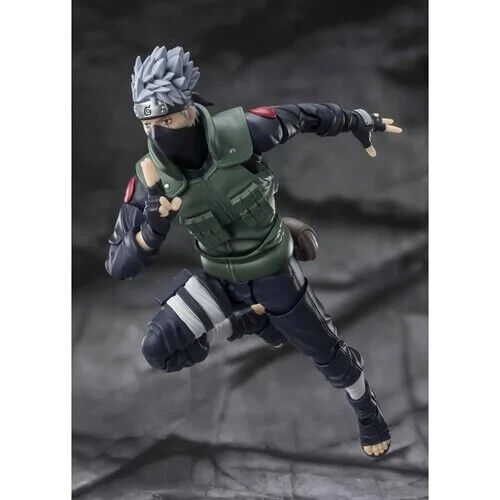 Naruto Shippuden Kakashi Hatake The famed Sharingan Hero S.H.Figuarts 6" Figure