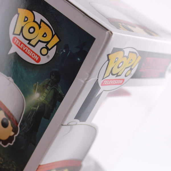 Funko Pop Stranger Things - Dustin with Compass - Vinyl Figure - #424