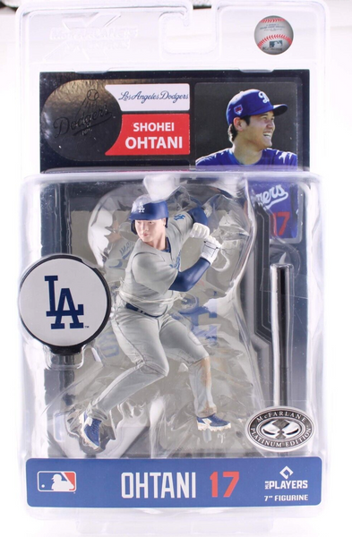 McFarlane MLB Legacy - Shohei Ohtani LA Dodgers Chase - Figure w/ Backdrop