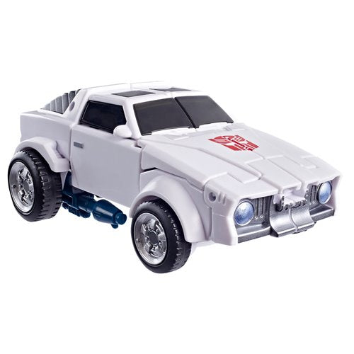 Transformers Age of the Primes Tailgate Deluxe Class Autobot Action Figure