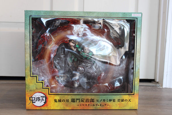 Aniplex Demon Slayer: Kimetsu no Yaiba - Tanjiro Kamado Hinokami Kagura Clear Blue Sky 1/8 scale figure