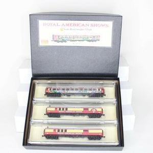 N Scale Model Trains - Royal American Shows set of 3 passenger cars 56 - 69 - 70