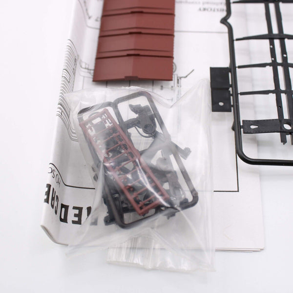 HO scale - LV 61369 - Red Caboose - 40' AAR Box Car Kit