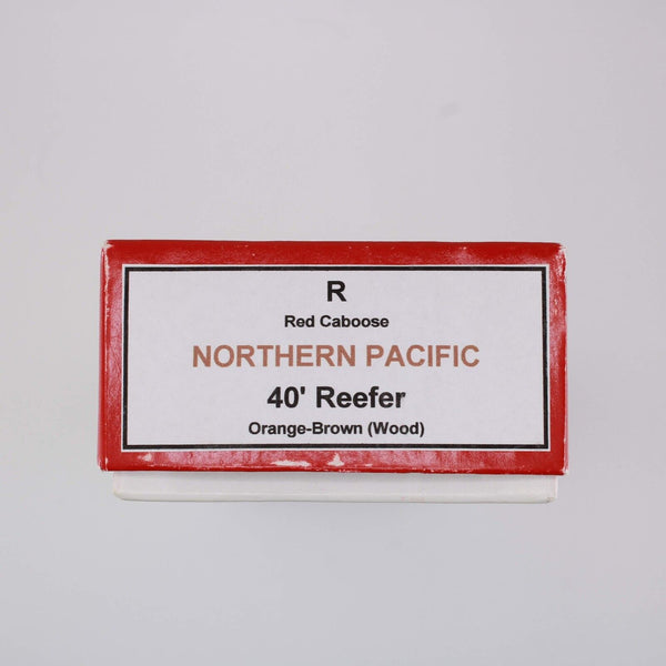 HO scale - NP 90319 - Red Caboose - Wooden Reefer Car