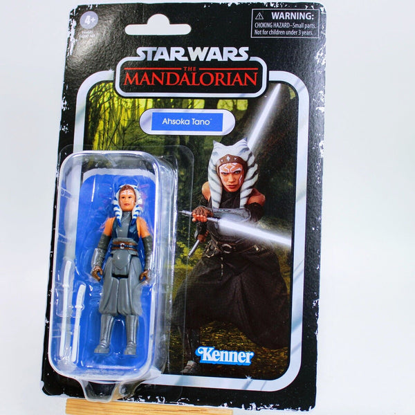 Star Wars Retro Collection The Mandalorian Ahsoka Tano 3.75" Action Figure