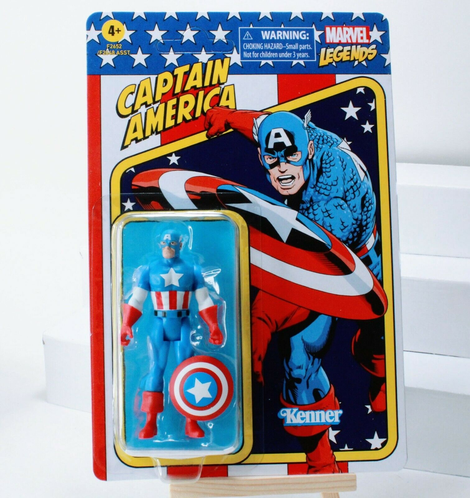 Marvel Legends Retro Collection Captain America - 3.75" Action Figure Kenner