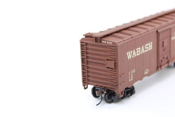 HO scale - WAB 6533 - 40' Boxcar - Custom Decoration - Athearn