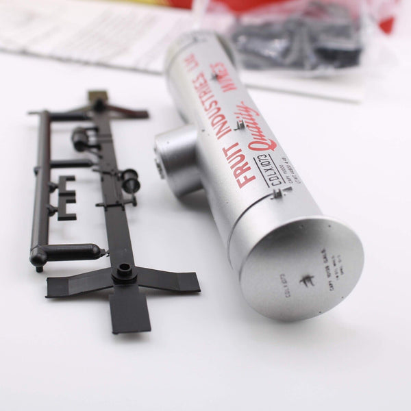 HO scale - COLX 1073 - Red Caboose - Fruit Industries - Tank Car Kit