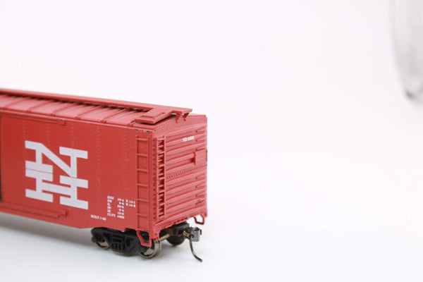 HO scale - NH 40603 - 50' Plug Boxcar - BLT 1-65 - Rail Runner - Athearn