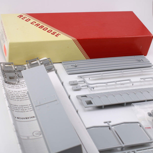 HO scale - Undecorated - Red Caboose - Wooden Reefer Kit