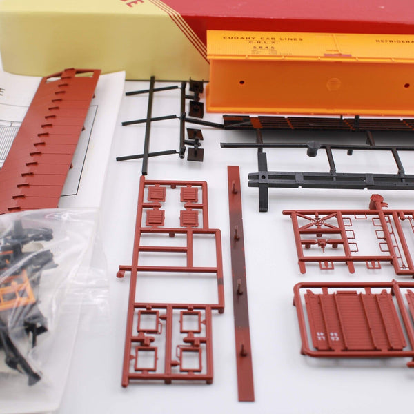 HO scale -CRLX 5845 - Red Caboose - Cudahy Meat Reefer Kit