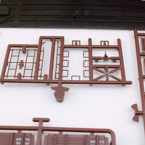 HO scale - URTX 5267 - Red Caboose - Oscar Meyer - Meat Reefer Kit