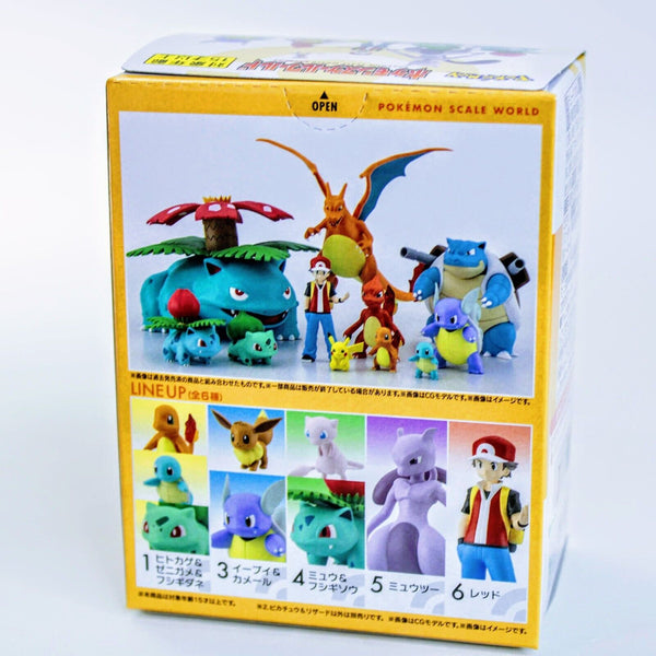 Pokemon Scale World Kanto Ash Trainer Box - Charmeleon and Pikachu Figure Set