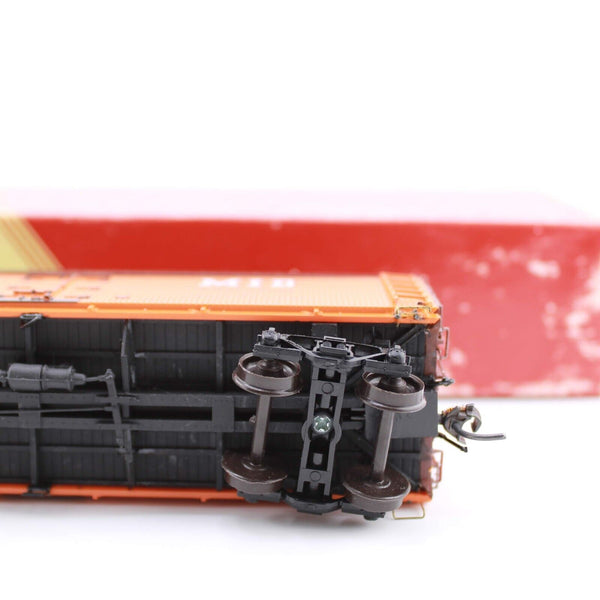 HO scale - MUNX 1052 - Red Caboose - MID Meat Reefer