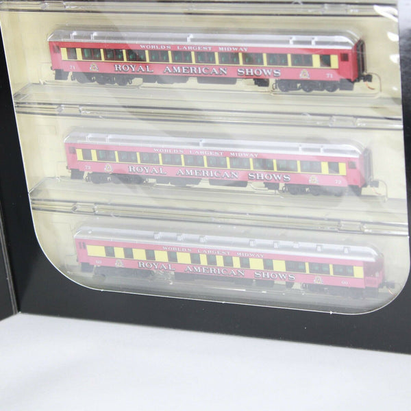 N Scale Model Trains - MTL - Royal American Shows set of 5 passenger cars