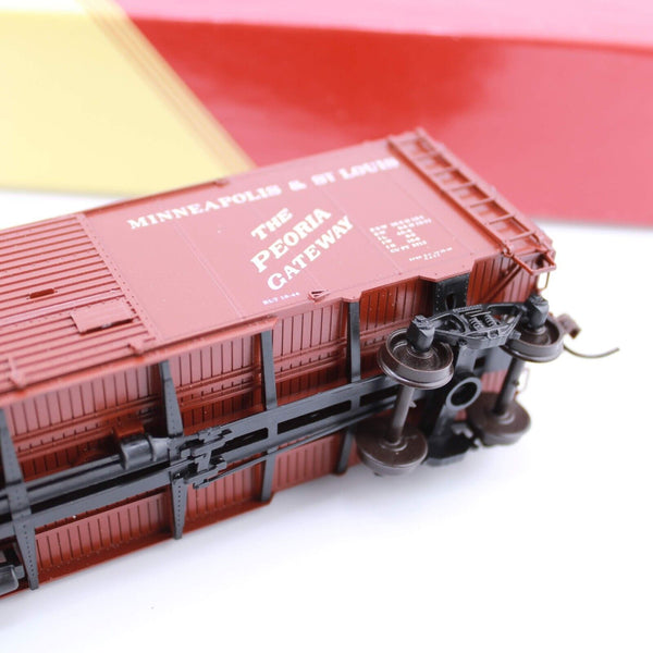HO scale - M&STL 53000 - Red Caboose - 40" AAR Boxcar - N/BLT 10-44