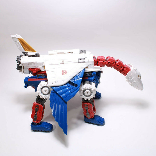 Transformers Earthrise Leader Sky Lynx - Commander Class Figure 100% Complete
