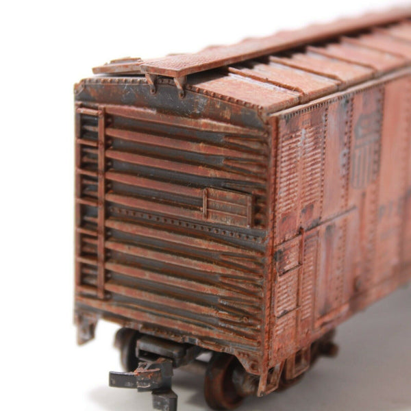 HO Scale - PFE 302212 Weathered Rted Mechanical Reefer Car