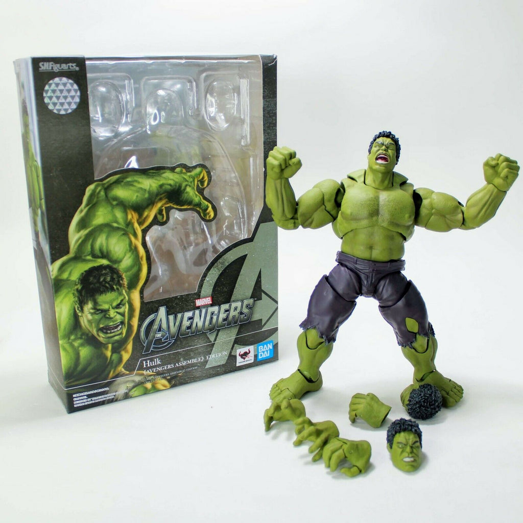 Hasbro Marvel Avengers Guanti di Hulk Action figure Hasbro Marvel Avengers Guanti di Hulk Action figure