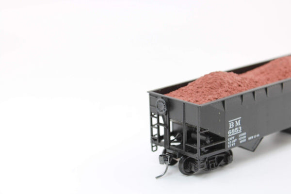 HO scale - BM 6853 - 2 Bay Flat end Hopper w/ load - Bev-Bel - Athearn