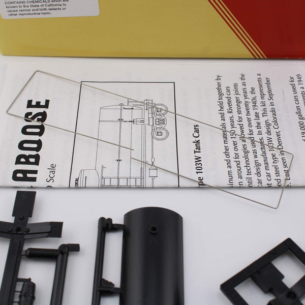 HO scale - COLX 1073 - Red Caboose - Fruit Industries - Tank Car Kit