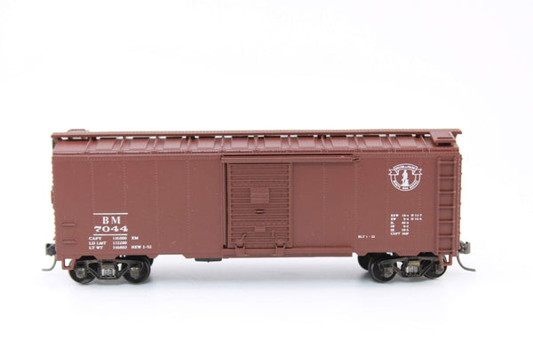 HO scale - BM 7044 - 40' Boxcar - BLT 1-52 - Bev-Bel Custom - Athearn