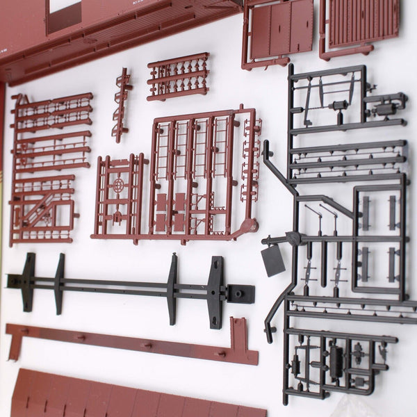 HO scale - LNE 8009 - Red Caboose - 40" Lehigh & NE - Box Car Kit