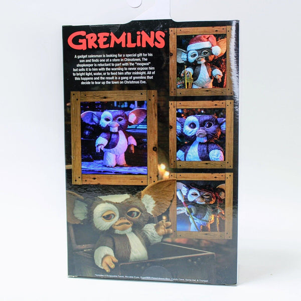 NECA Gremlins Ultimate Gizmo - Deluxe Mogwai Action Figure