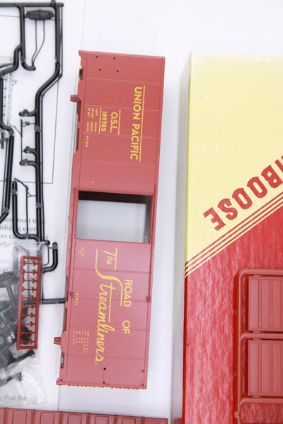 HO scale - OSL 189785 - Red Caboose - Union Pacific 40' AAR Box Car Kit