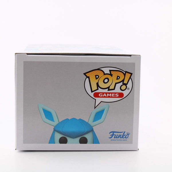 Funko Pop Games Pokemon Glaceon Vinyl Figure # 921 Eevee Evolution