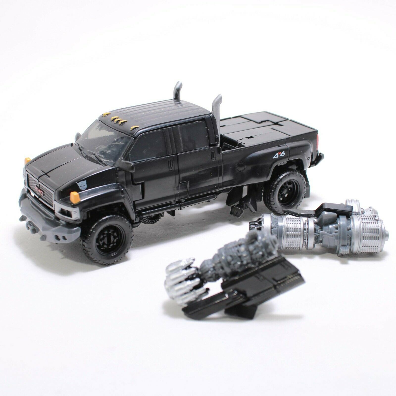 Transformers Studio Series 14 Ironhide - SS14 Voyager Class Figure Complete