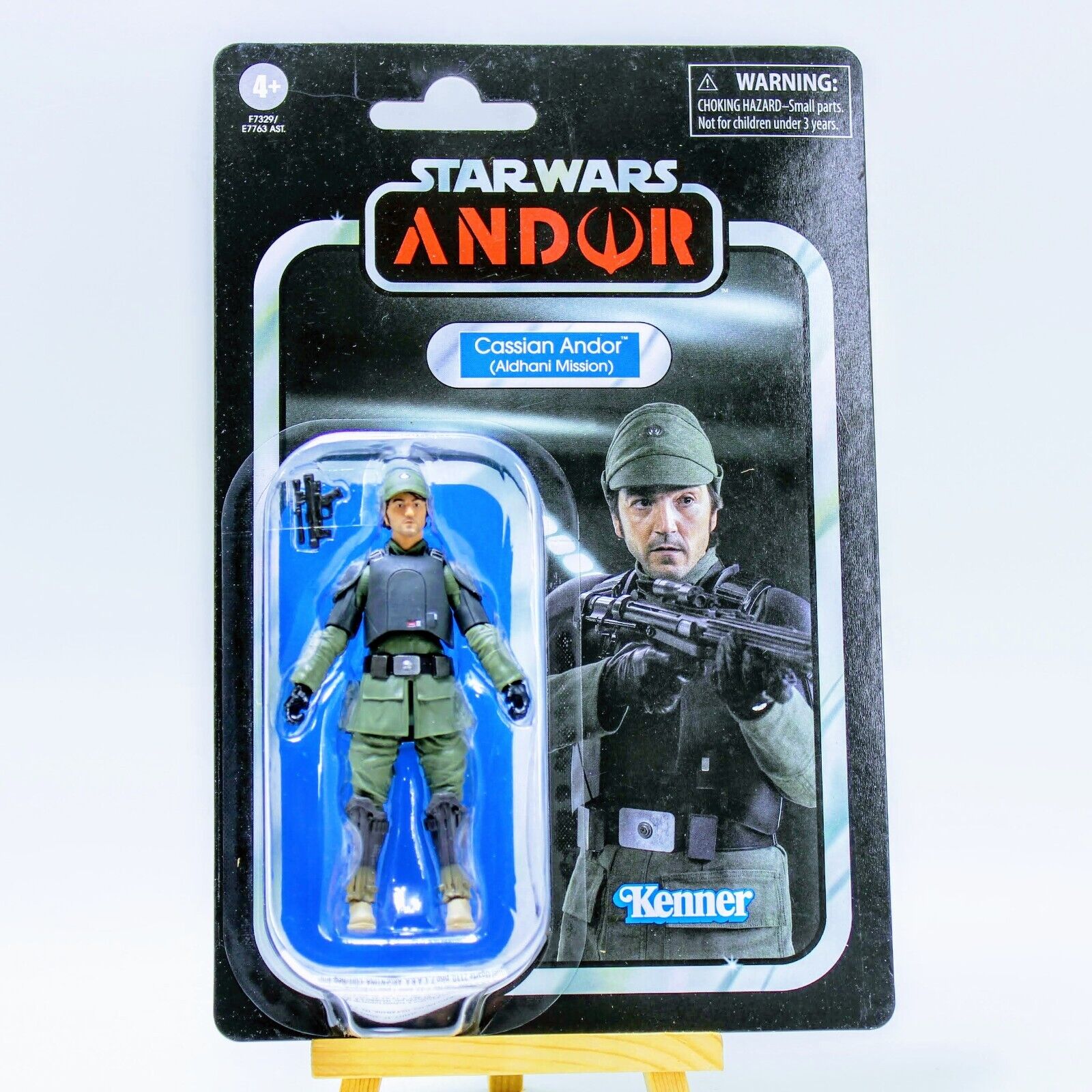 Hasbro Star Wars The Vintage Collection Cassian Andor (Andor) 3.75 Figure