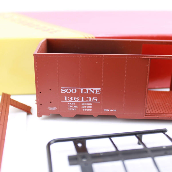 HO scale - SL 136138 - Red Caboose - 40" Single Door Box Car Kit