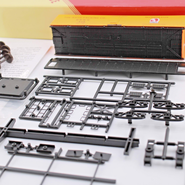 HO scale - RPRX 808 - Red Caboose - Meat Reefer Kit