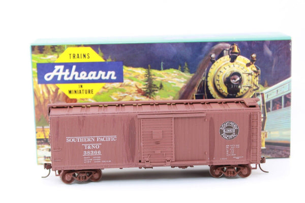 HO scale - SP / T&NO 38366 - 40' Wooden Boxcar - Athearn