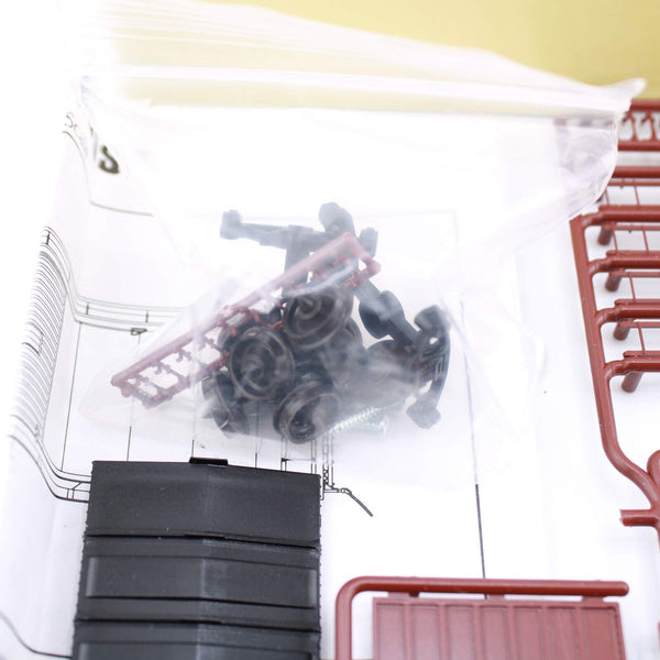 HO scale - ATSF 138012 - Santa Fe 1937 - Red Caboose - 40" AAR Box Car Kit